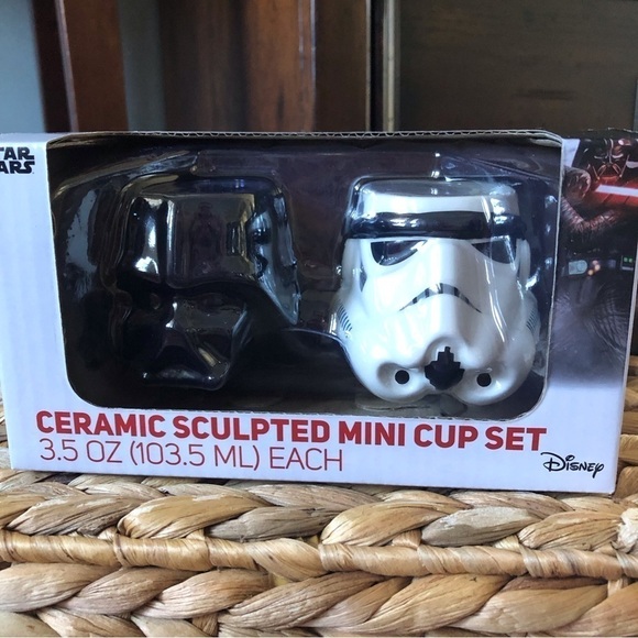 Star Wars Ceramic sculpted mini cup set of 2 3.5oz shot glass - Picture 1 of 7